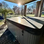 Maison Moderne Au Calme Avec Billard, Jacuzzi, Bain A Remous, Piscine, Babyfoot Labastide-du-Temple