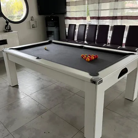 Maison Moderne Au Calme Avec Billard, Jacuzzi, Bain à Remous, Piscine, Babyfoot Labastide-du-Temple