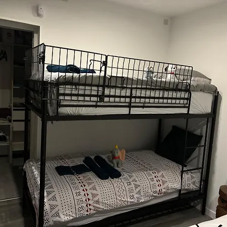 Maison Moderne Au Calme Avec Billard, Jacuzzi, Bain à Remous, Piscine, Babyfoot Villa