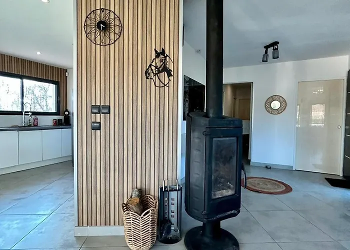 Maison Moderne Au Calme Avec Billard, Jacuzzi, Bain A Remous, Piscine, Babyfoot 别墅 Labastide-du-Temple