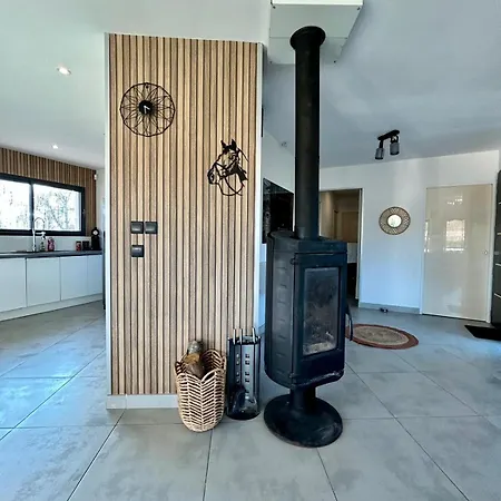 Maison Moderne Au Calme Avec Billard, Jacuzzi, Bain A Remous, Piscine, Babyfoot Villa Labastide-du-Temple