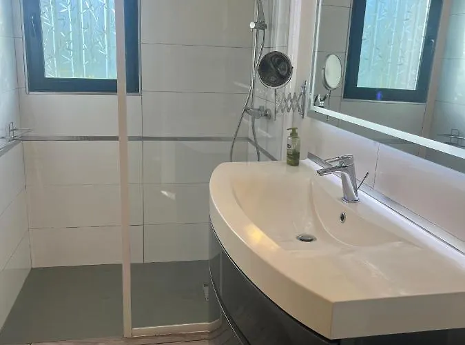 Maison Moderne Au Calme Avec Billard, Jacuzzi, Bain A Remous, Piscine, Babyfoot וילה *