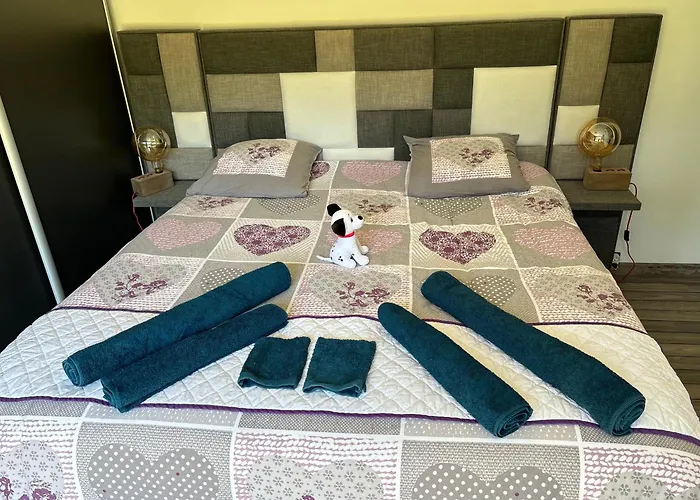 Maison Moderne Au Calme Avec Billard, Jacuzzi, Bain A Remous, Piscine, Babyfoot וילה Labastide-du-Temple